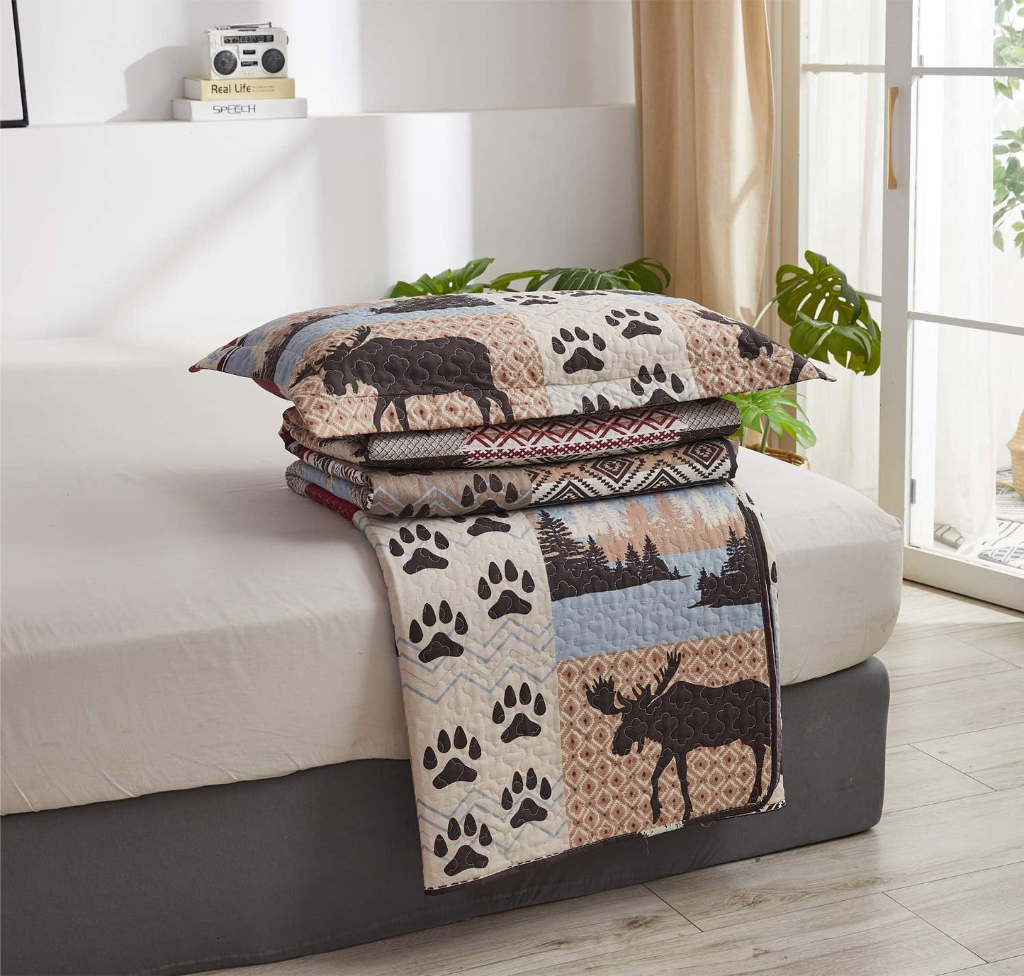 Lodge Bedding Set King Size Rustic Cabin Quilts Moose Bear Bedspread Cottage Coverlet with Sham Soft Lightweight All Season Bed Set, 1 Quilt 2 Pillow Shams