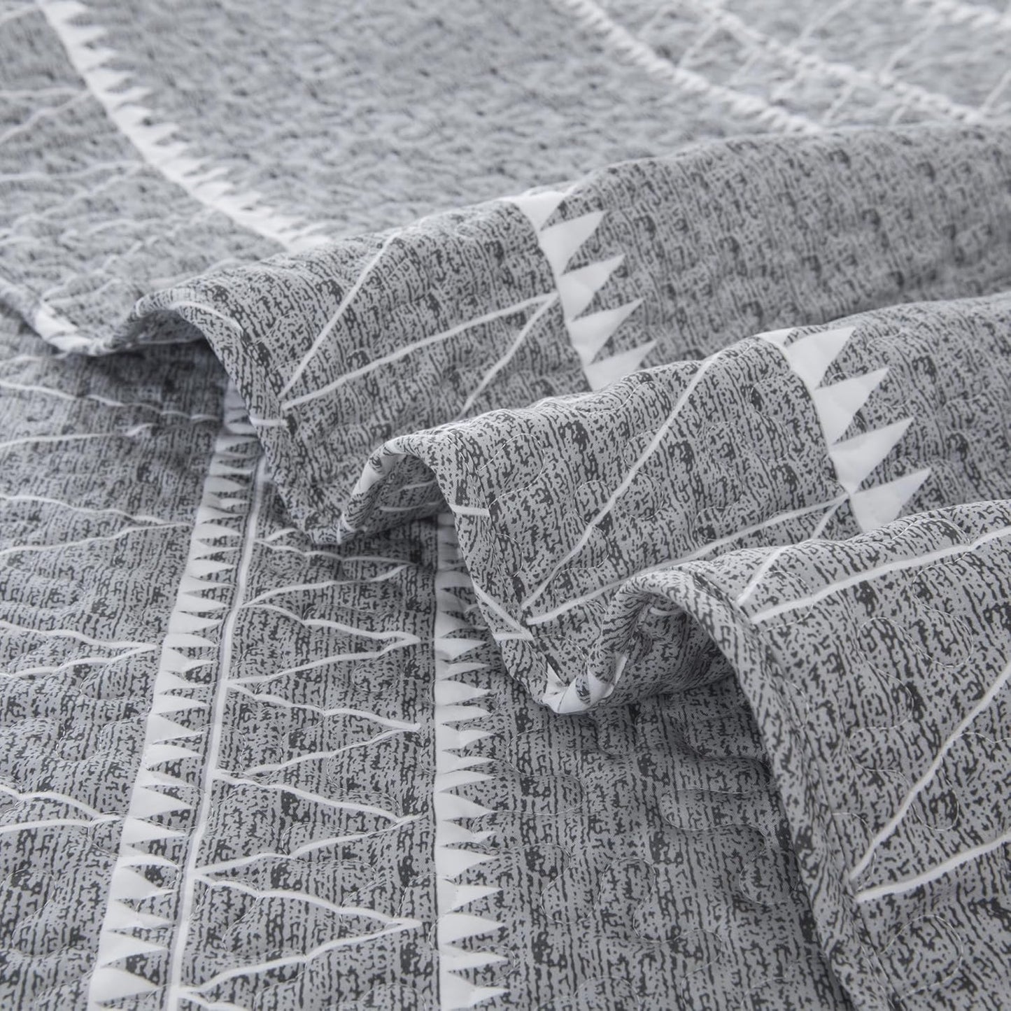 Grey California King Quilt Set (112X104 Inch), 3 Pieces(1 Striped Boho Printed Quilt and 2 Pillowcases), Bohemian Summer Lightweight Reversible Microfiber Bedspread Coverlet Sets