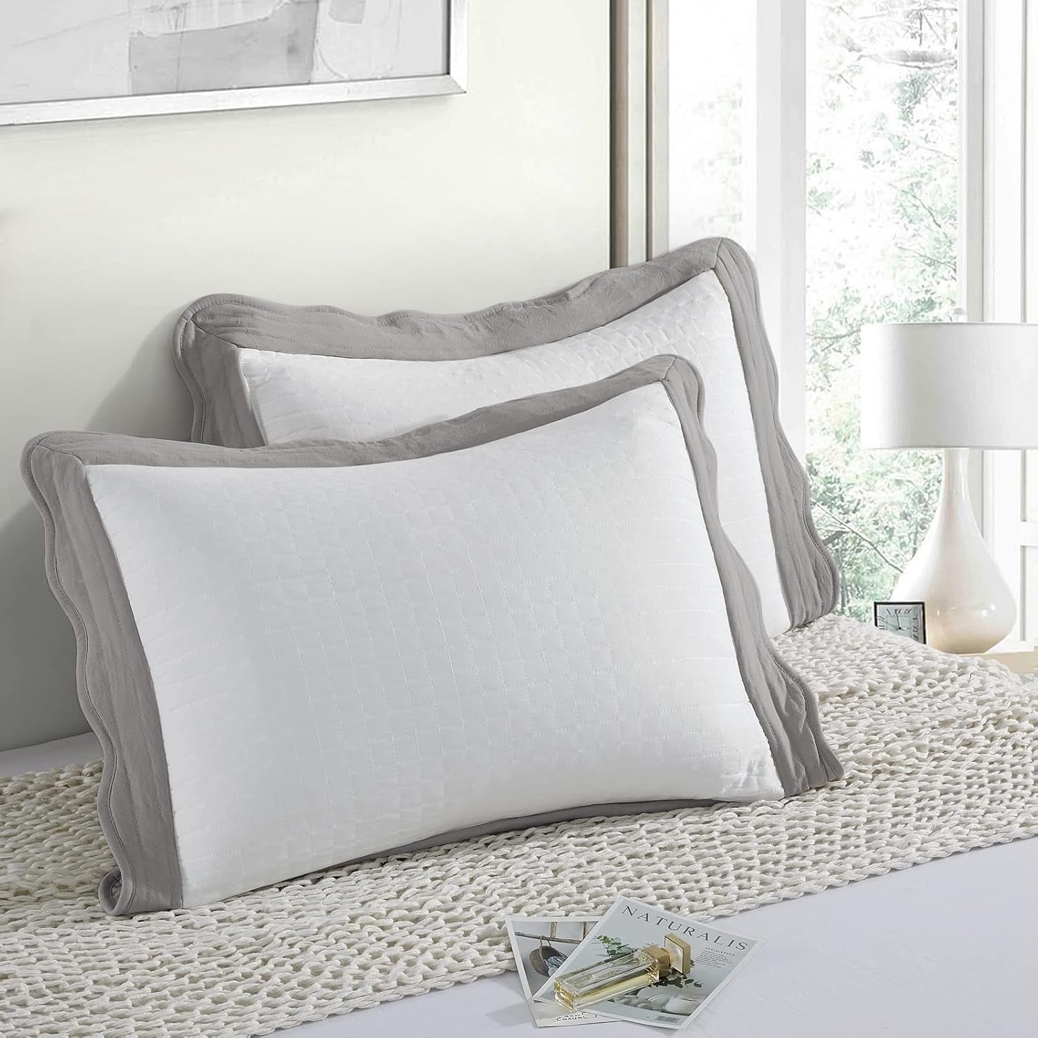 3-Piece Queen Quilt Set - Soft Warm Coverlet Bedspread Set (90 X 90 Inch) with 2 Pillow Sham (20 X 26 Inch), White and Grey