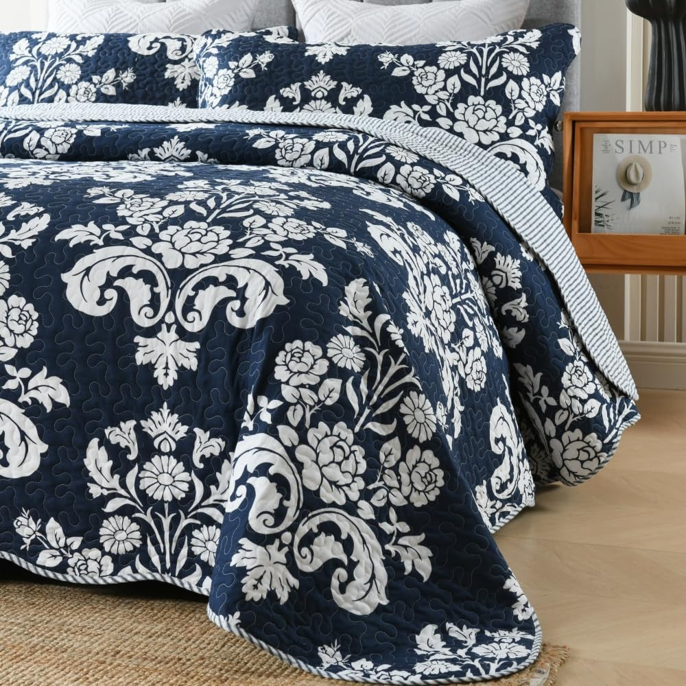 King Size Quilt, 100% Cotton Navy Blue Quilt Set Lightweight Quilted Bedspread Farmhouse Paisley Floral Reversible King Size Quilt Bedding Set for All Season 3-Piece