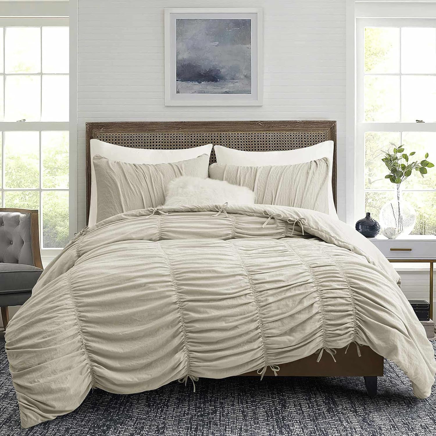 3-Piece Queen Quilt Set - Soft Warm Lightweight Full Size Comforter Bedding Set (90 X 90 Inch) with 2 Pillow Sham (20 X 26 Inch), Beige