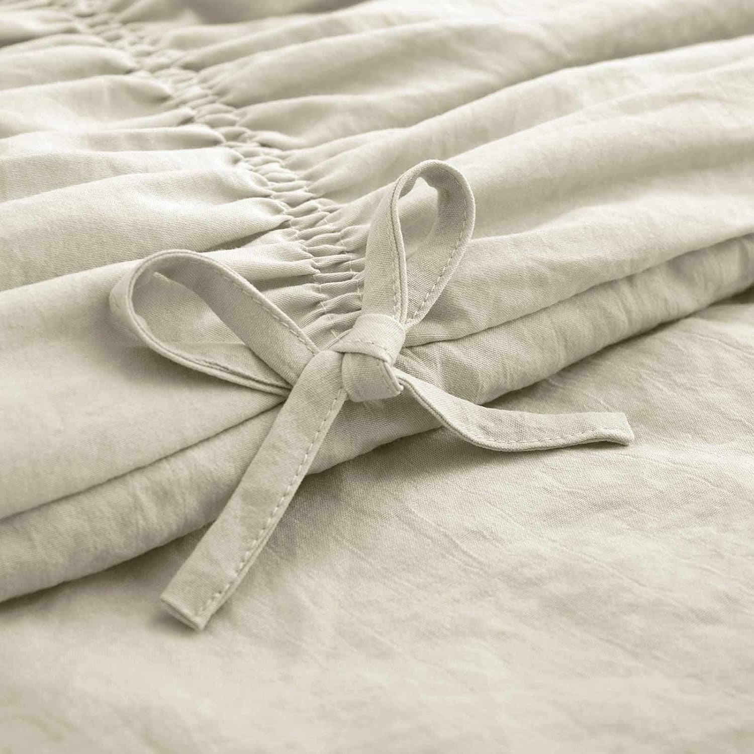 3-Piece Queen Quilt Set - Soft Warm Lightweight Full Size Comforter Bedding Set (90 X 90 Inch) with 2 Pillow Sham (20 X 26 Inch), Beige