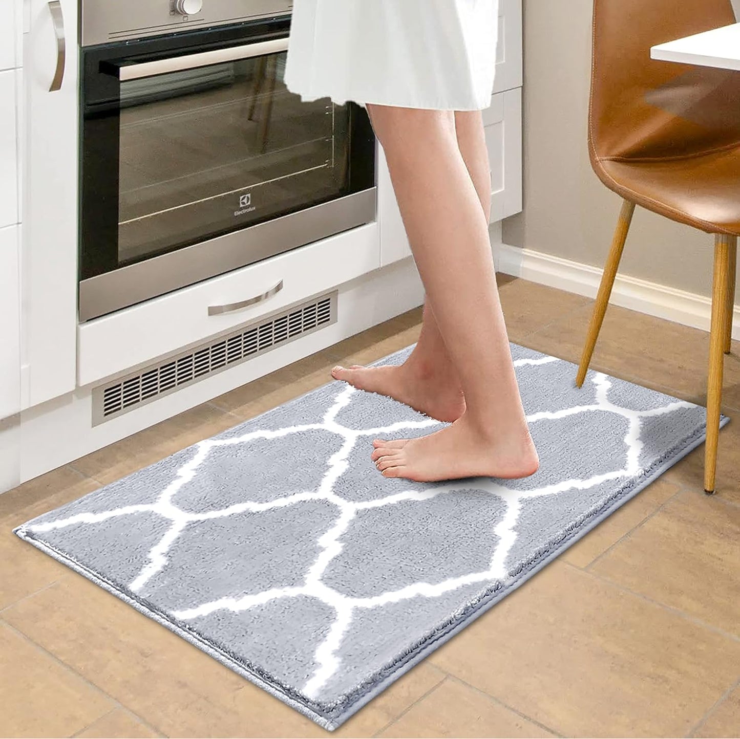 EARTHALL Bathroom Rug Mat, 20"X30", Grey Trellis Bath Mat Extra Soft Absorbent Premium Bath Rug, Non-Slip Comfortable Bath Mat, Machine Wash Dry, Carpet for Tub, Shower, Bath Room
